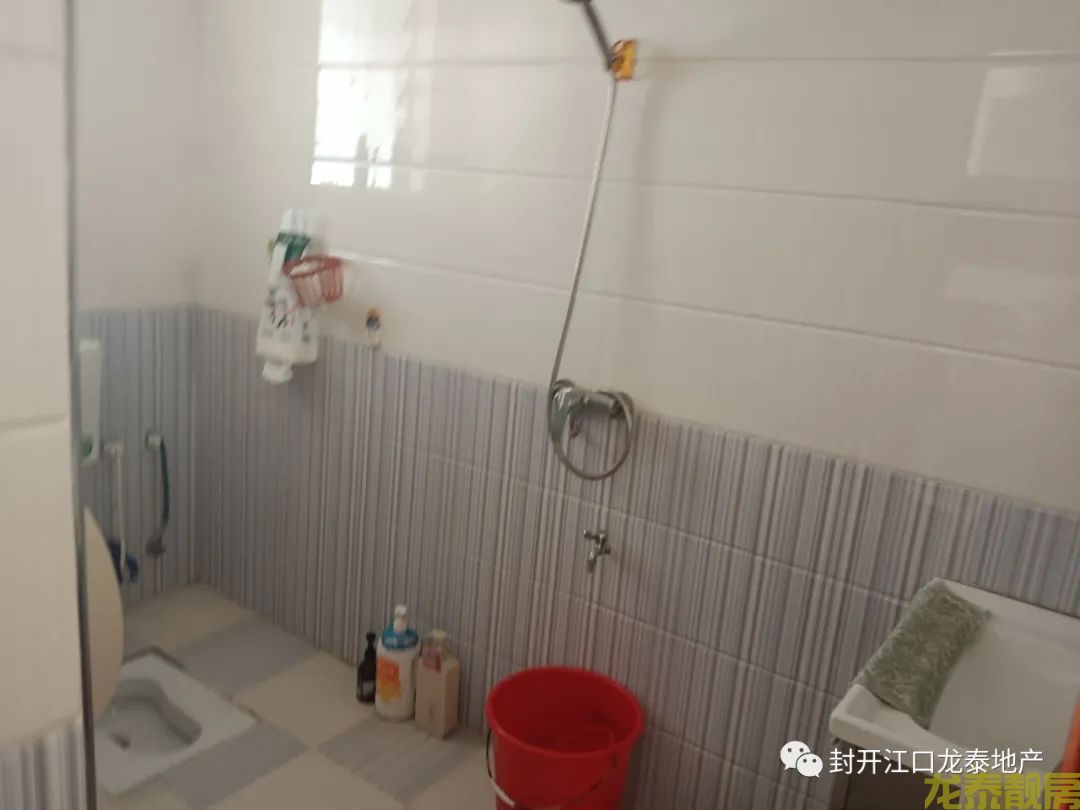 盛世莲花步梯6楼笋盘