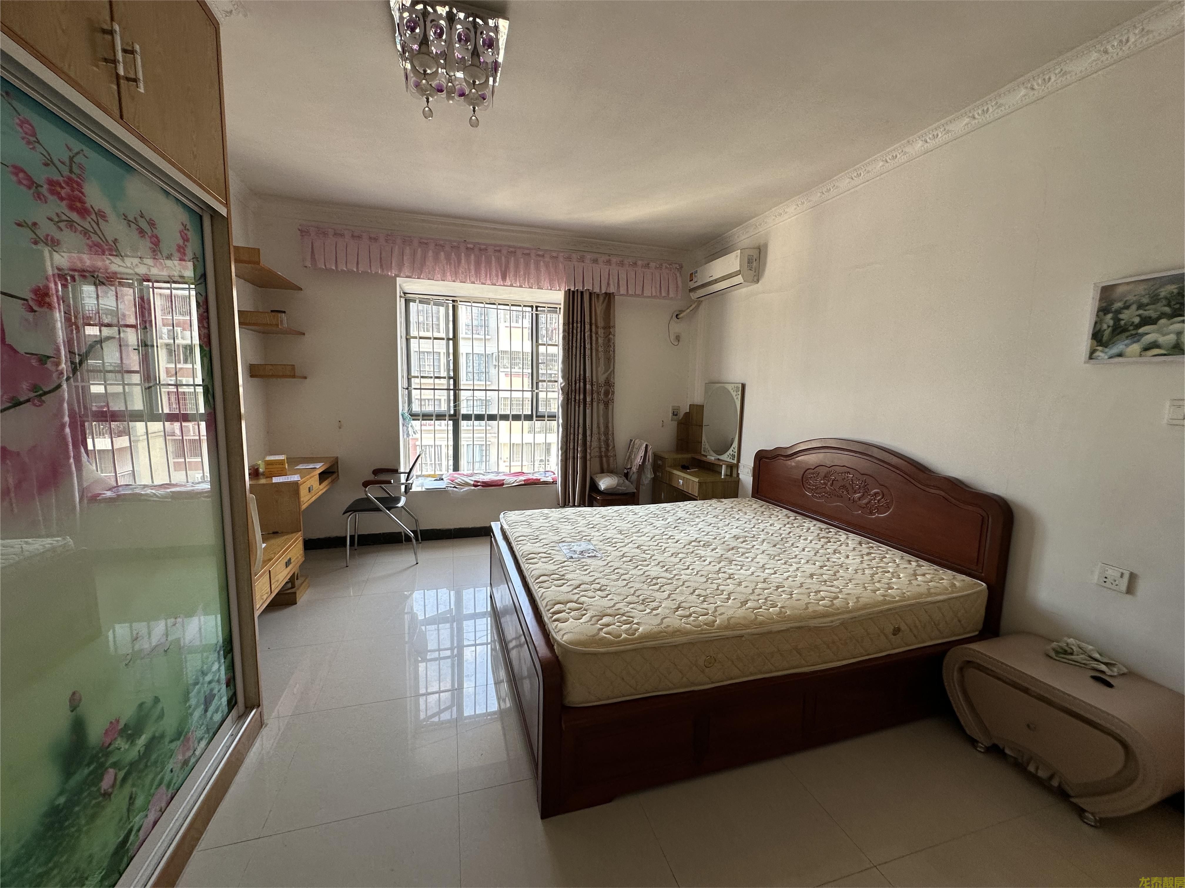 广信嘉园电梯靓层 南向