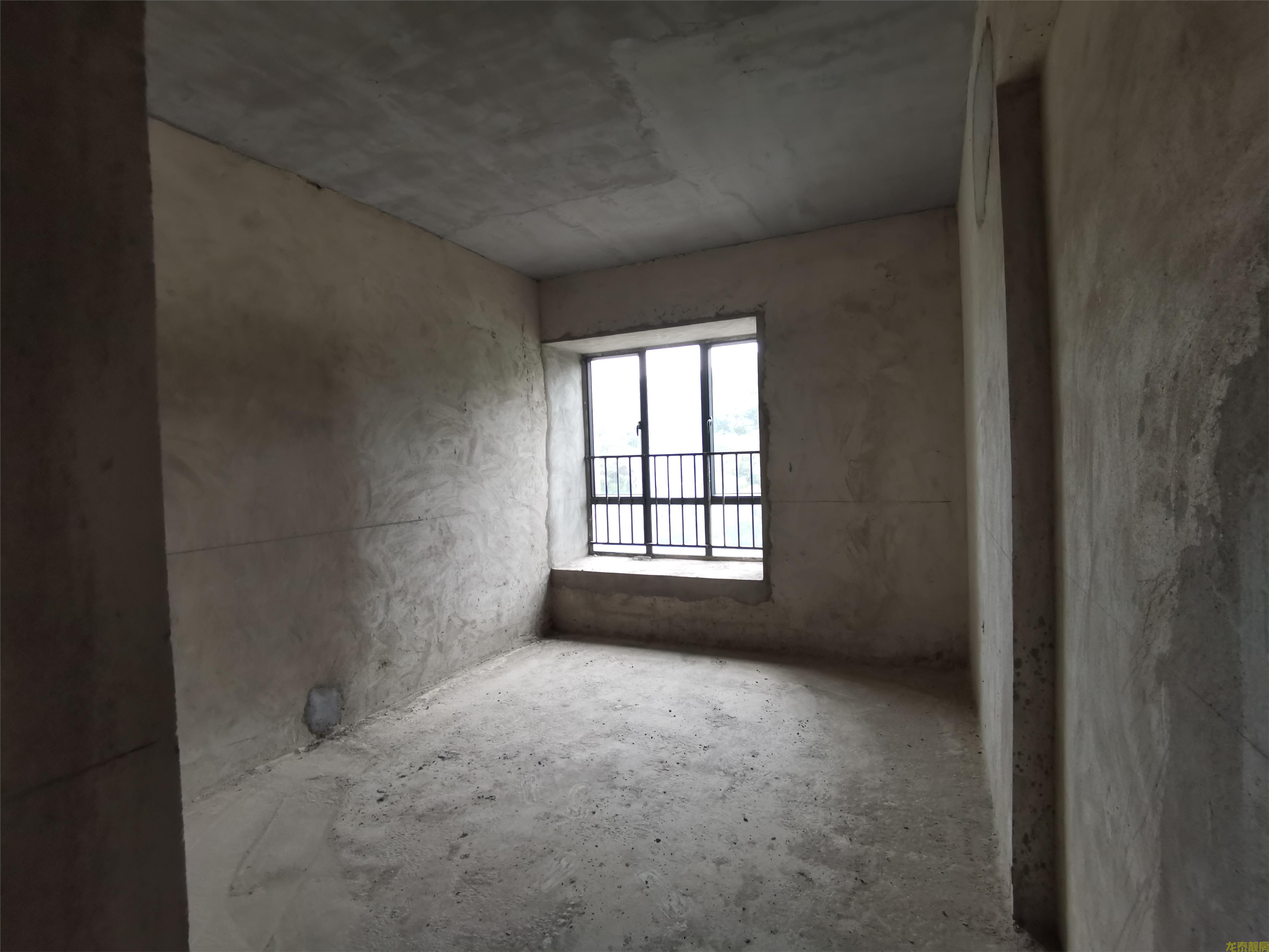 西堤领秀电梯中高层