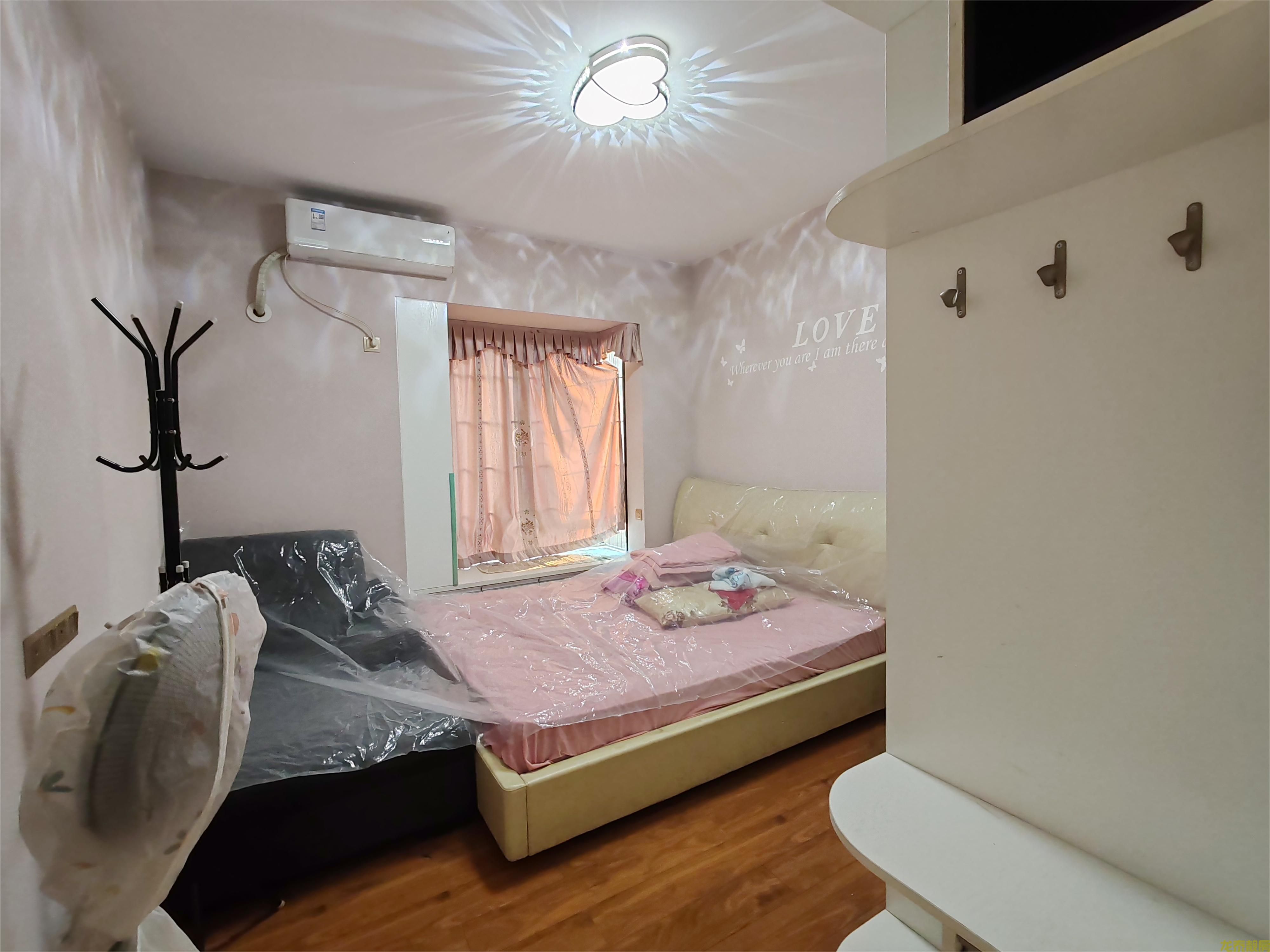 康盛名门精装四房