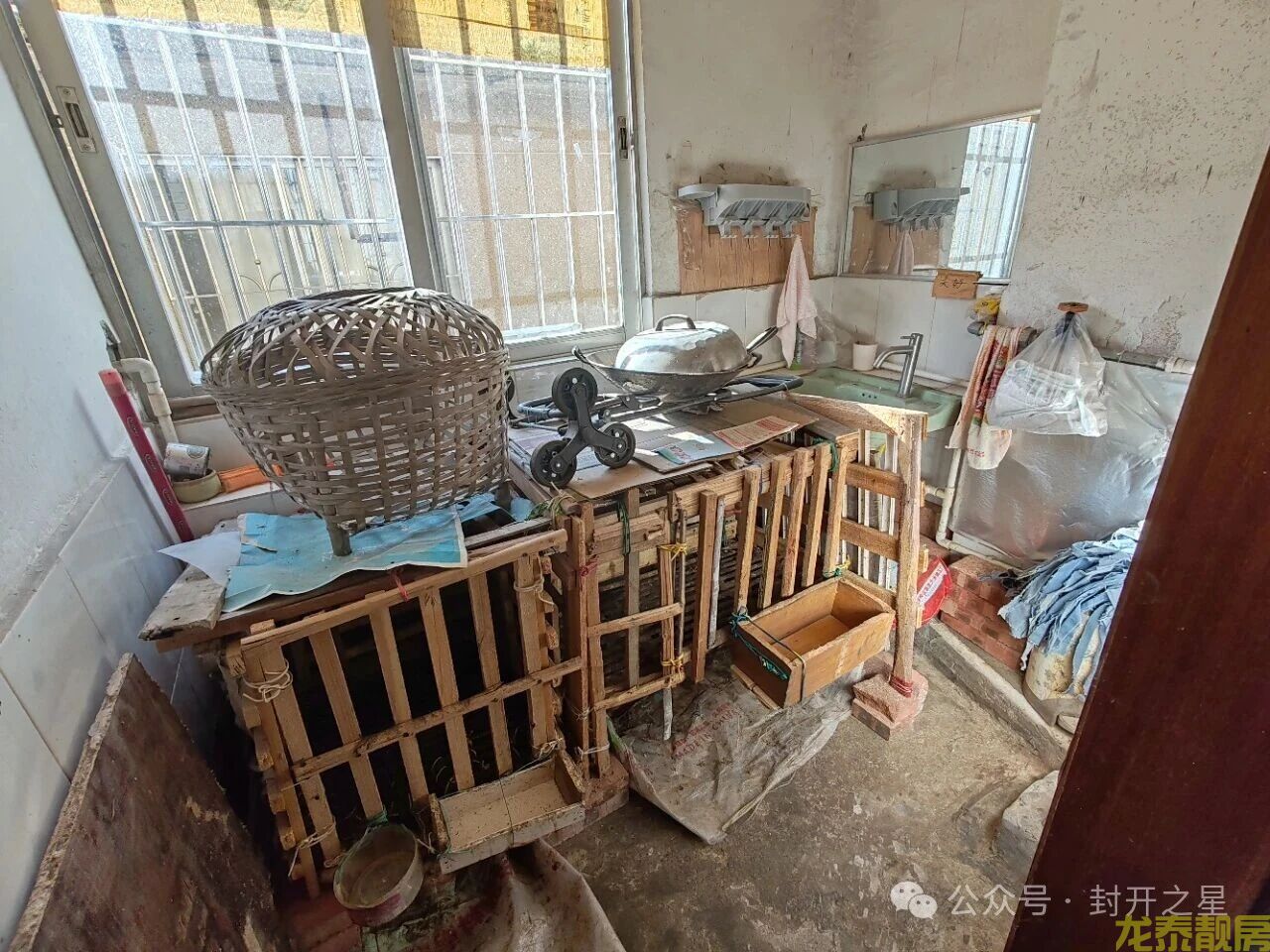 老城区东堤江景三房